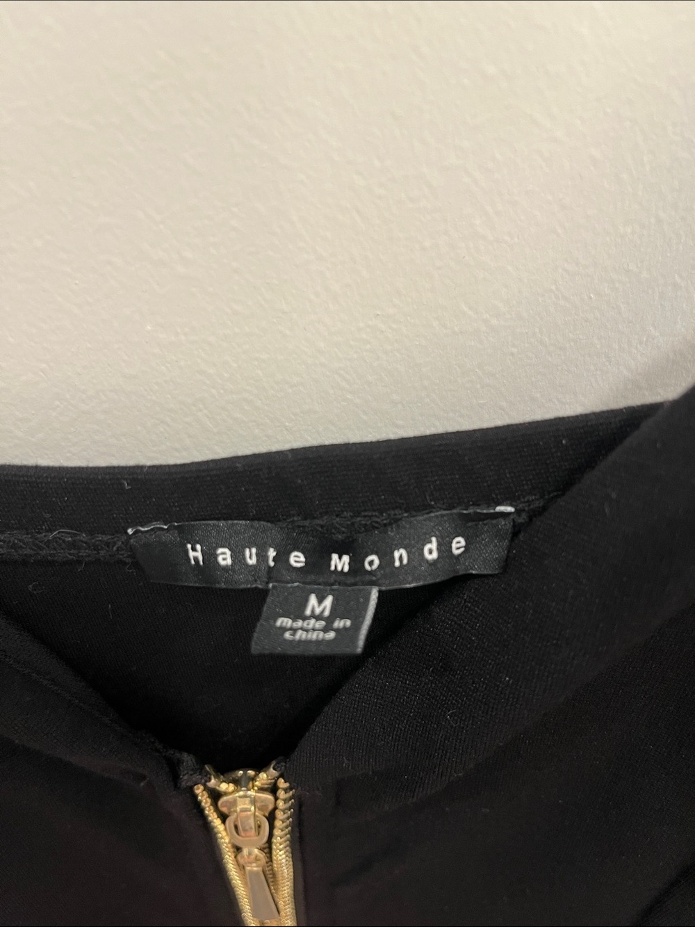Haute Monde Black Mini Dress with Gold Center Zip- size medium NEW WITH TAGS - Picture 2 of 9